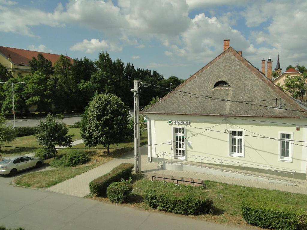 Koeroes Panzio Es Etterem Hotel Gyomaendrőd Exterior foto